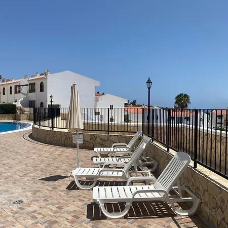 Bouganvilla Адехе