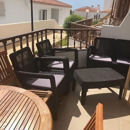 Bouganvilla Apartment *