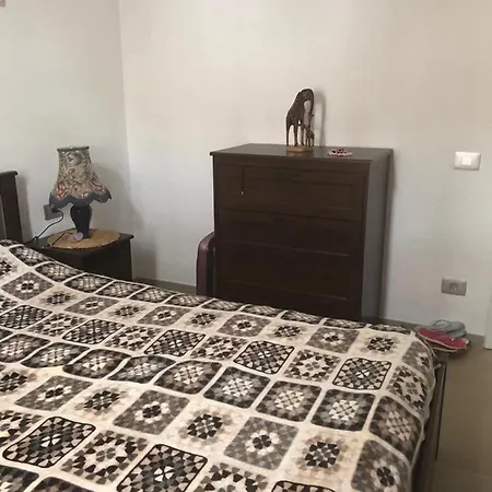 Bouganvilla Apartment *