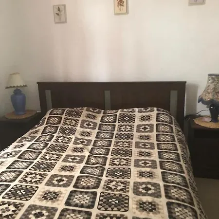 Bouganvilla Apartment *