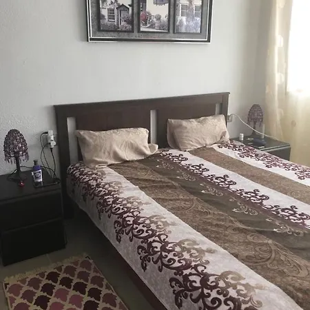 Bouganvilla Apartment *